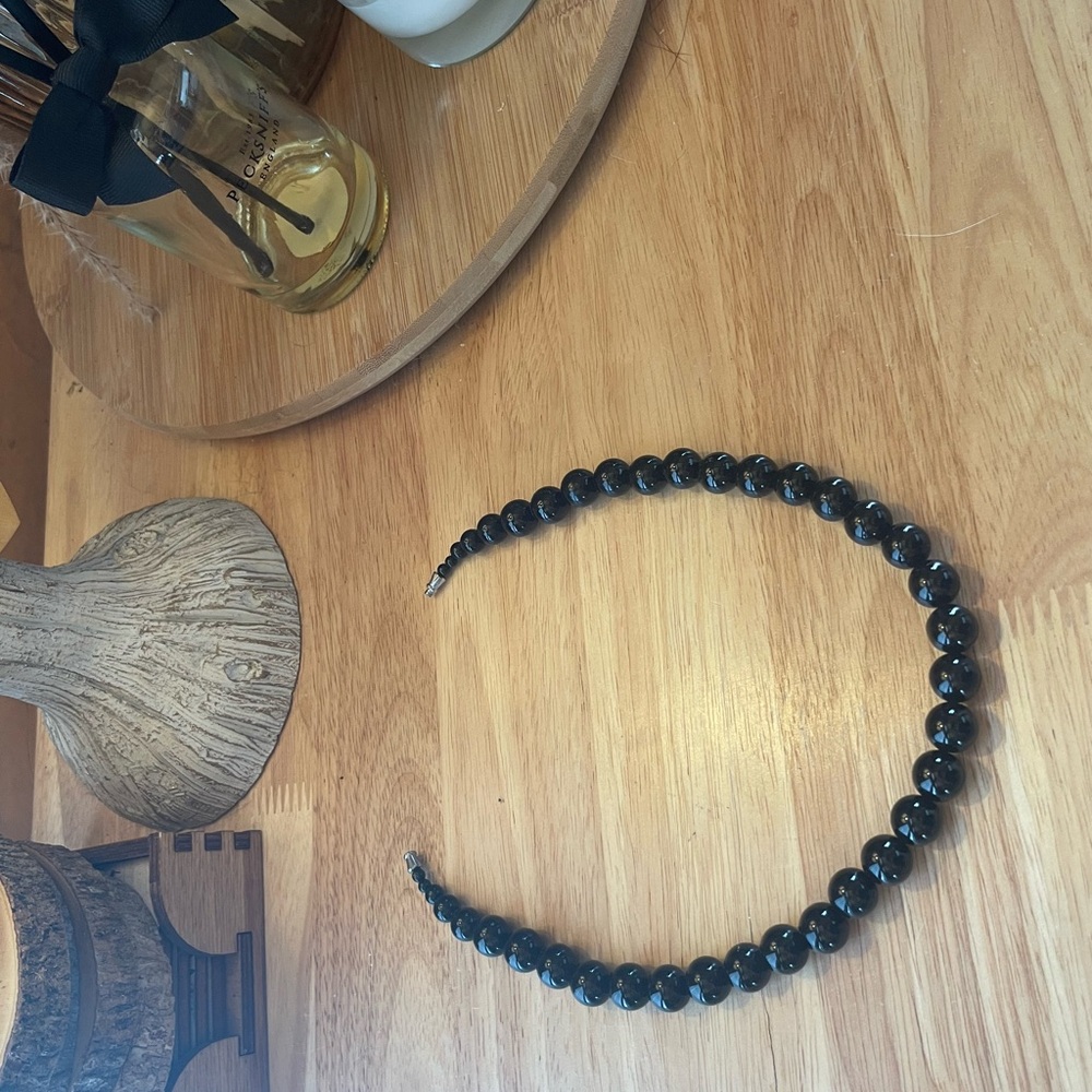 Elegant Black Beaded necklace